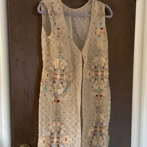 Embellished Cream Sleeveless V-Neck Dress